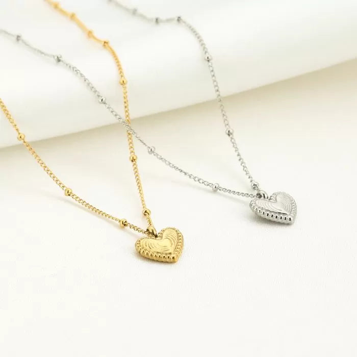 Nancy Heart Necklace - Gold