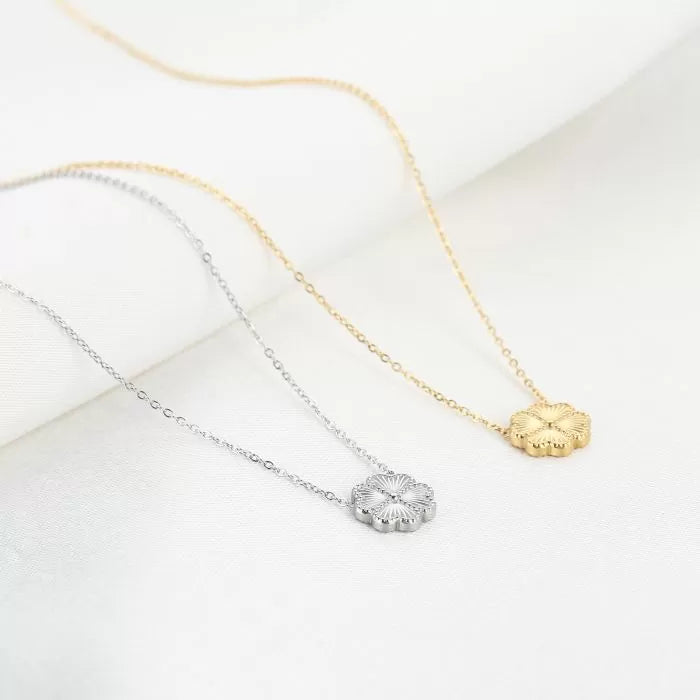 Best Clover Necklace - Gold