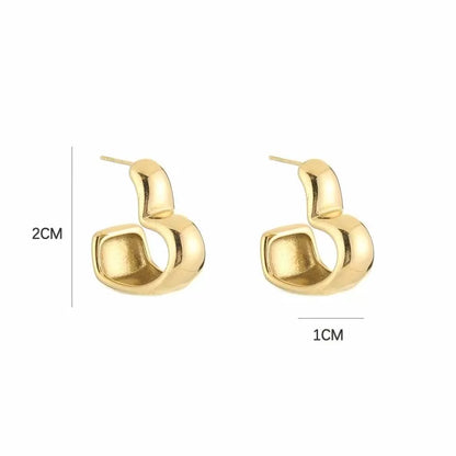 Classy Heart Earrings - Gold
