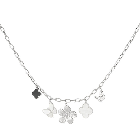Figure Flower BW Necklace - Silver