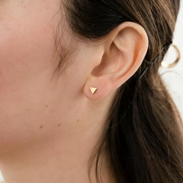 Ear Stud Traingle - Gold