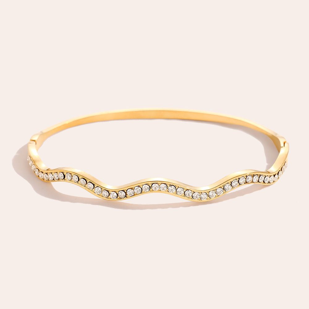 Chelsey Bangle Bracelet - Gold