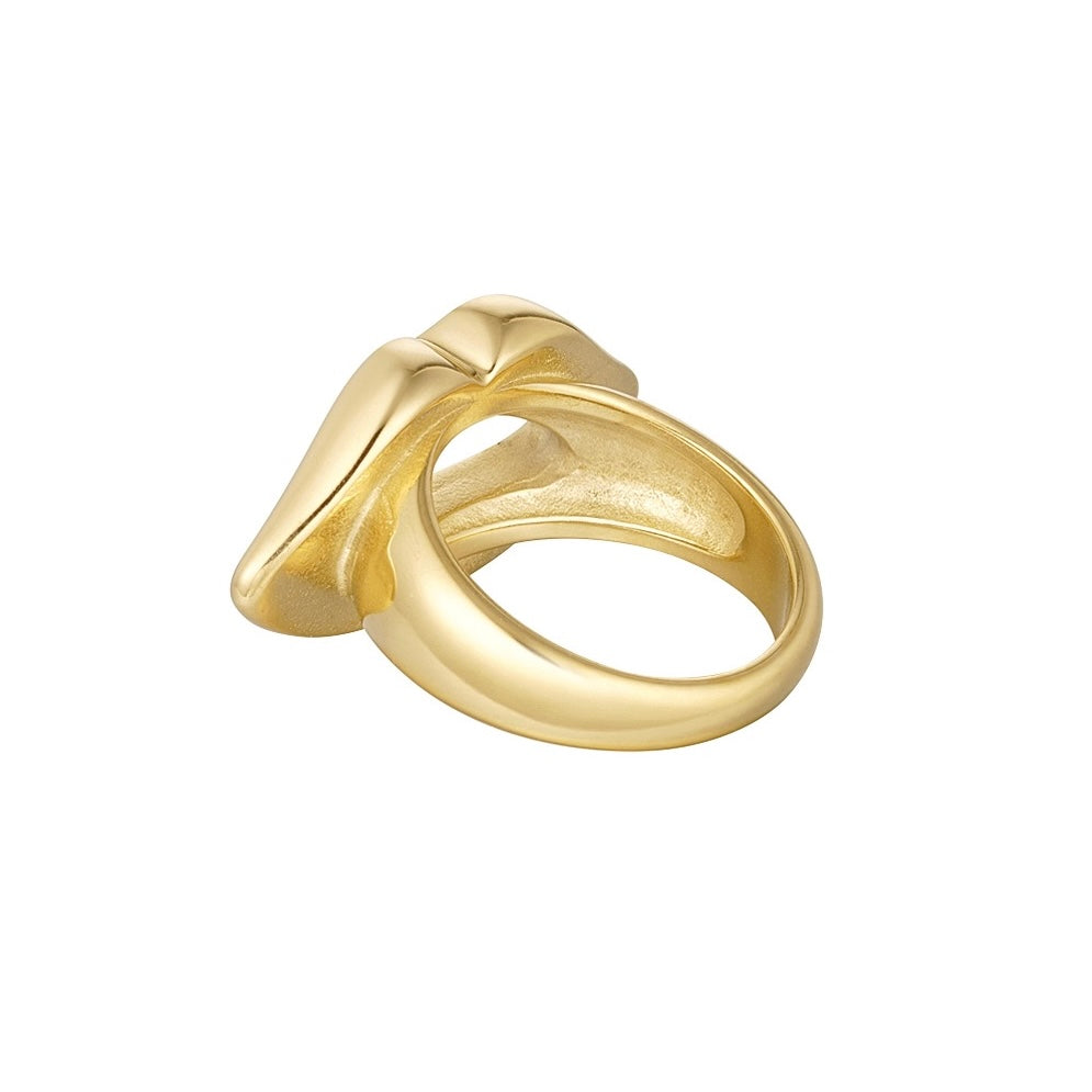 Kiss Ring - Gold - Sieradenbycelin Sieradenbycelin Sieradenbycelin