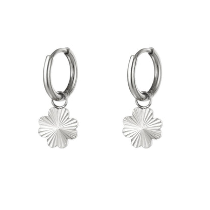Basic Shiny Clover Earrings - Silver