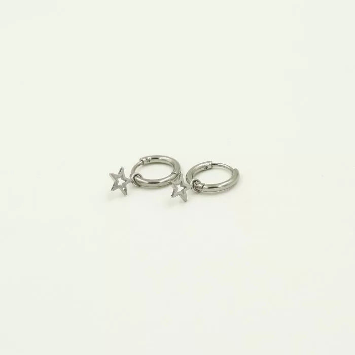 Basic Open Star Earrings - Silver - Sieradenbycelin Sieradenbycelin Sieradenbycelin