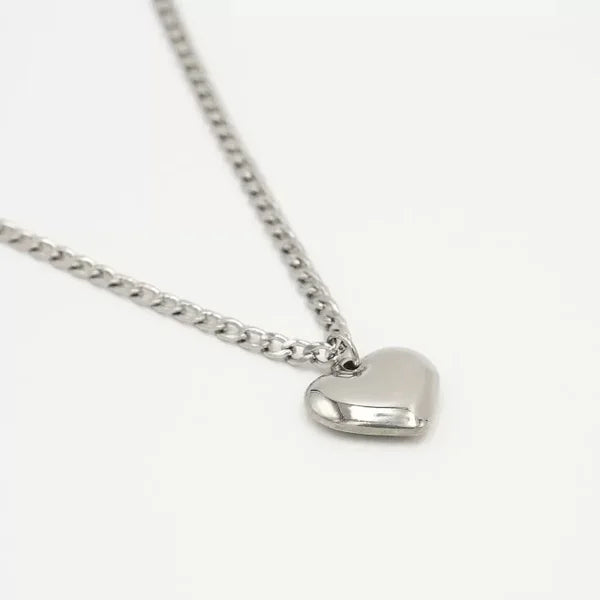 Denise Heart Necklace - Silver