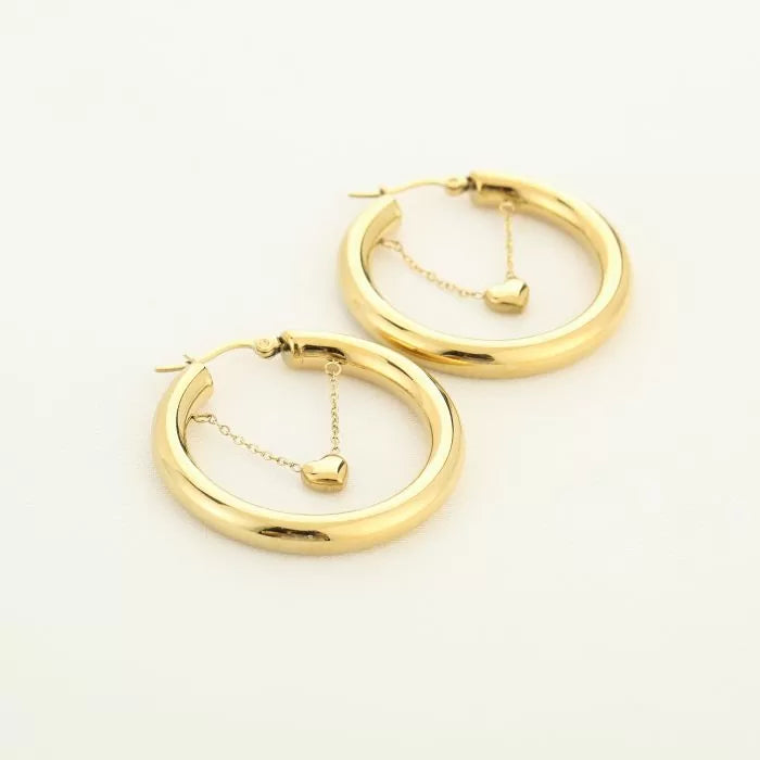 Hoop With Heart Earrings - Gold - Sieradenbycelin Sieradenbycelin Sieradenbycelin