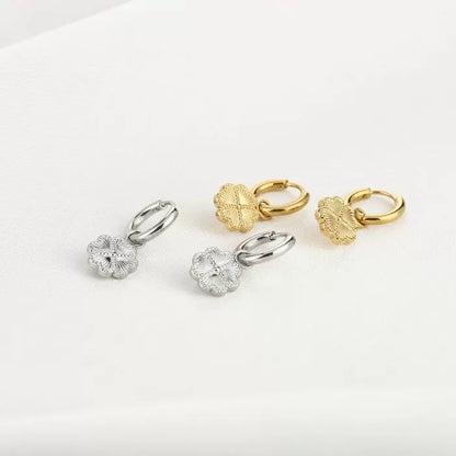 Lucky Clover Earrings - Gold