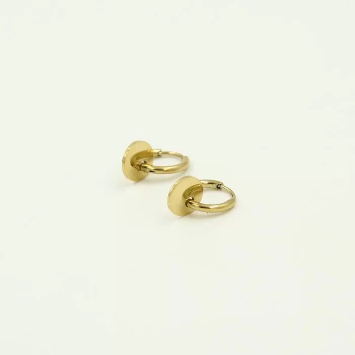 Basic Circle Earrings - Gold - Sieradenbycelin Sieradenbycelin Sieradenbycelin